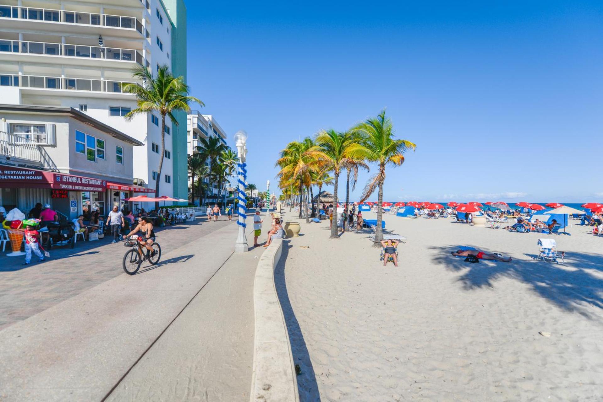 Fantastic Studio At The Beach With Parking&Pool - M43 Hollywood Exterior foto